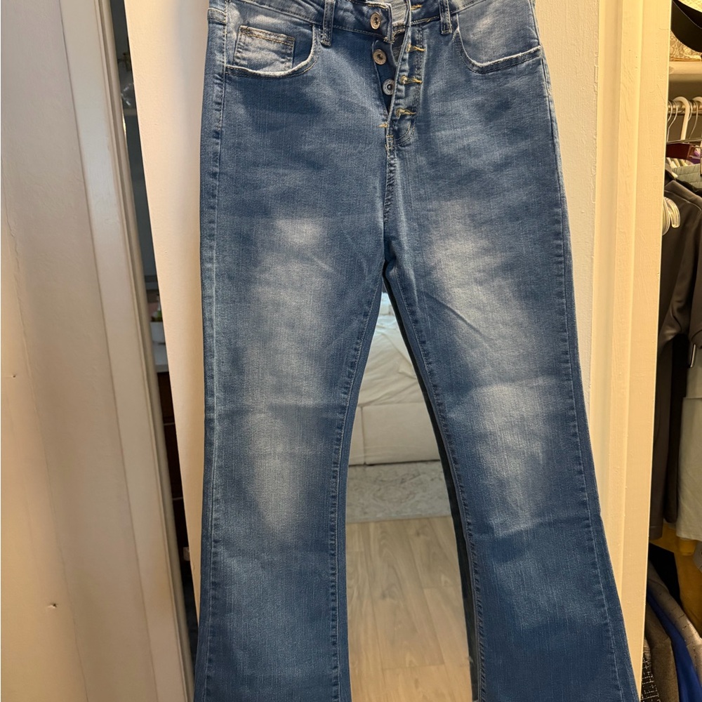 Light Wash Button-Fly Bootcut/Flaire Jeans